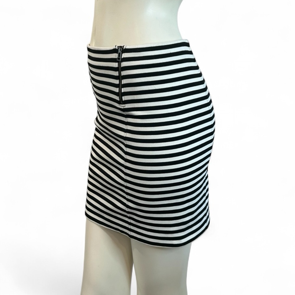 NWOT Aritzia Sunday Best Mitford Striped Mini Skirt